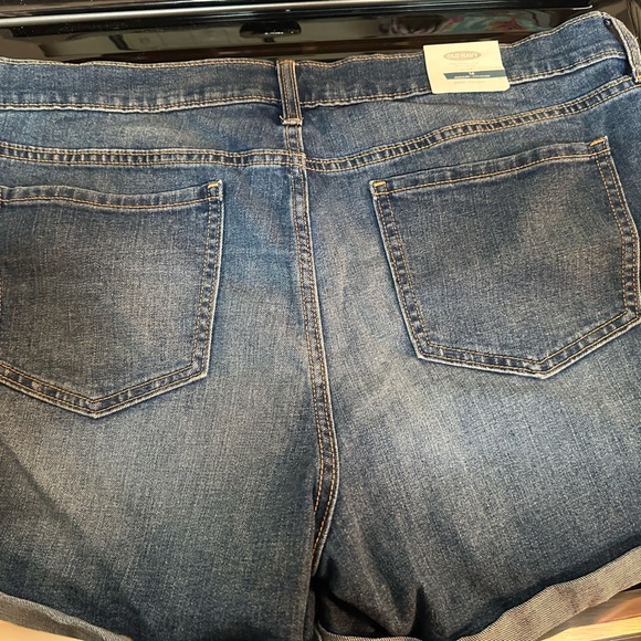 Old Navy size 16 Jean shorts - Picture 3 of 5